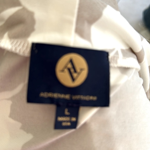 ADRIENBE VITTADINI COWEL NECK TOP in beige and cream. Size L - Picture 5 of 6